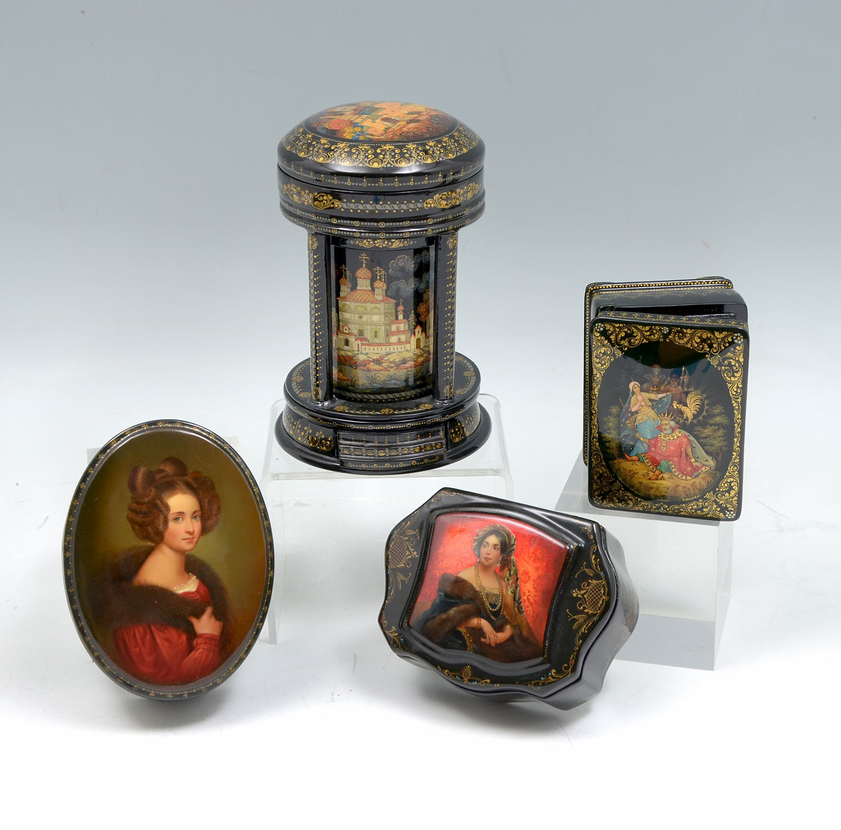 Appraisal: RUSSIAN LACQUER BOXES Comprising - Female portrait boxes by Borisova