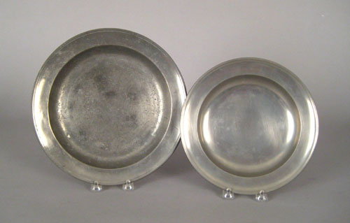 Appraisal: Two Connecticut pewter deep dishes ca bearing the touch of