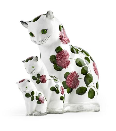 Appraisal: PLICHTA SET OF THREE GRADUATED CAT FIGURES POST comprising a