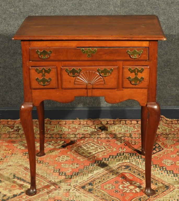 Appraisal: C NEW ENGLAND CHERRY LOW BOY DRESSING TABLE New England