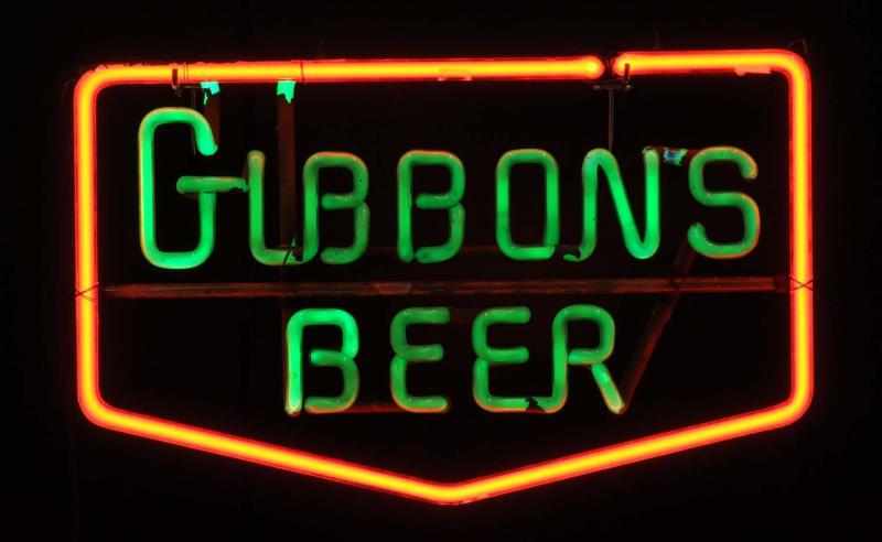 Appraisal: Gibbons Beer Neon Sign Description s to s Green and