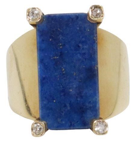 Appraisal: Estate kt yellow gold ring high setting with blue lapis