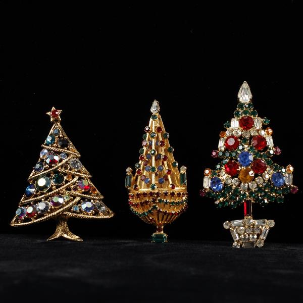 Appraisal: Lot of Christmas Tree Brooch Pins HollycraftJoseph WarnerWarner