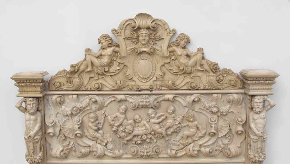 Appraisal: SHOW STOPPING R J HORNER attrib BED Profusely carved overall