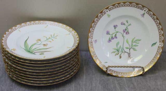 Appraisal: Set of Danish B G Botanical Plates Titled on back