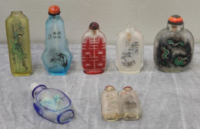 Appraisal: Vintage Chinese Snuff Bottles With internally decorated snuff bottles -