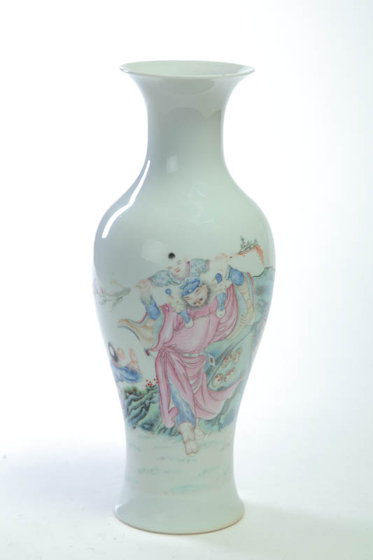 Appraisal: VASE China porcelain Well-executed Famille Rose decoration of a man