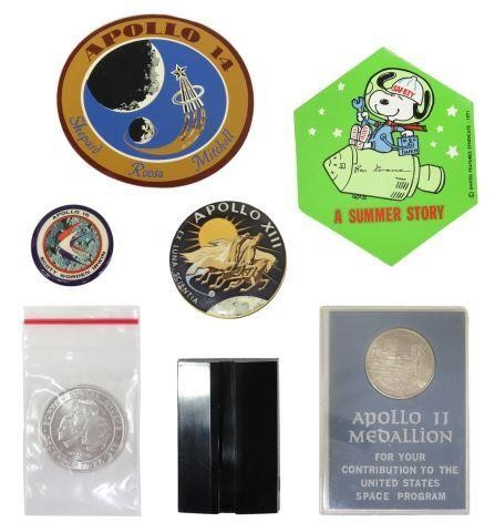 Appraisal: lot of NASA souvenirs Apollo medal Borman Lovell Anders crew