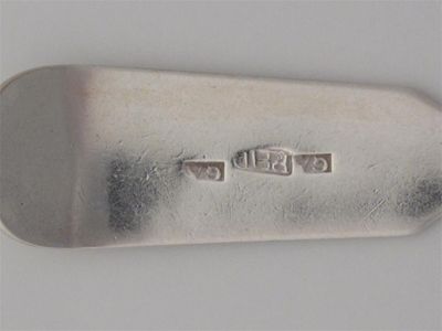 Appraisal: LOTS - PETERHEAD GEORGE ANGUS A fiddle egg spoon script