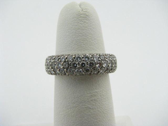 Appraisal: K White Gold Ring with Pave Set Diamonds