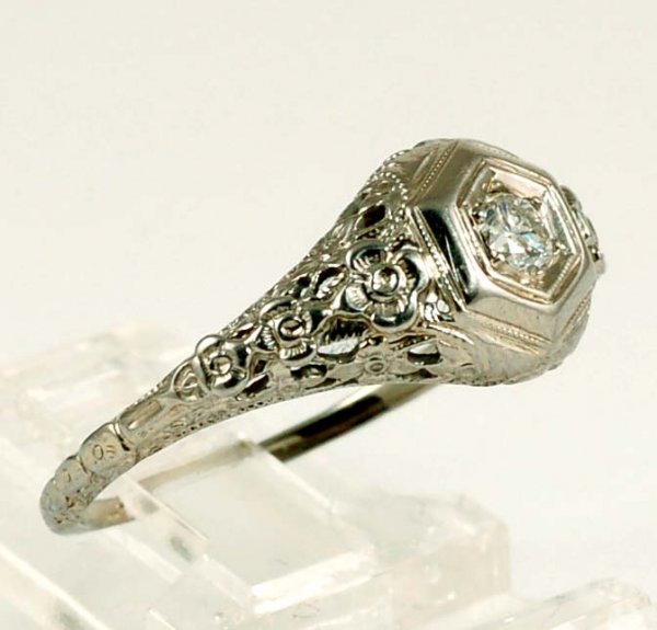 Appraisal: Diamond filigree ring in approx K white gold One single