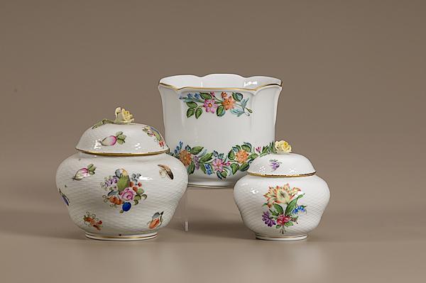 Appraisal: HEREND PORCELAIN COVERED JARS AND CACHE POT Hungarian late th