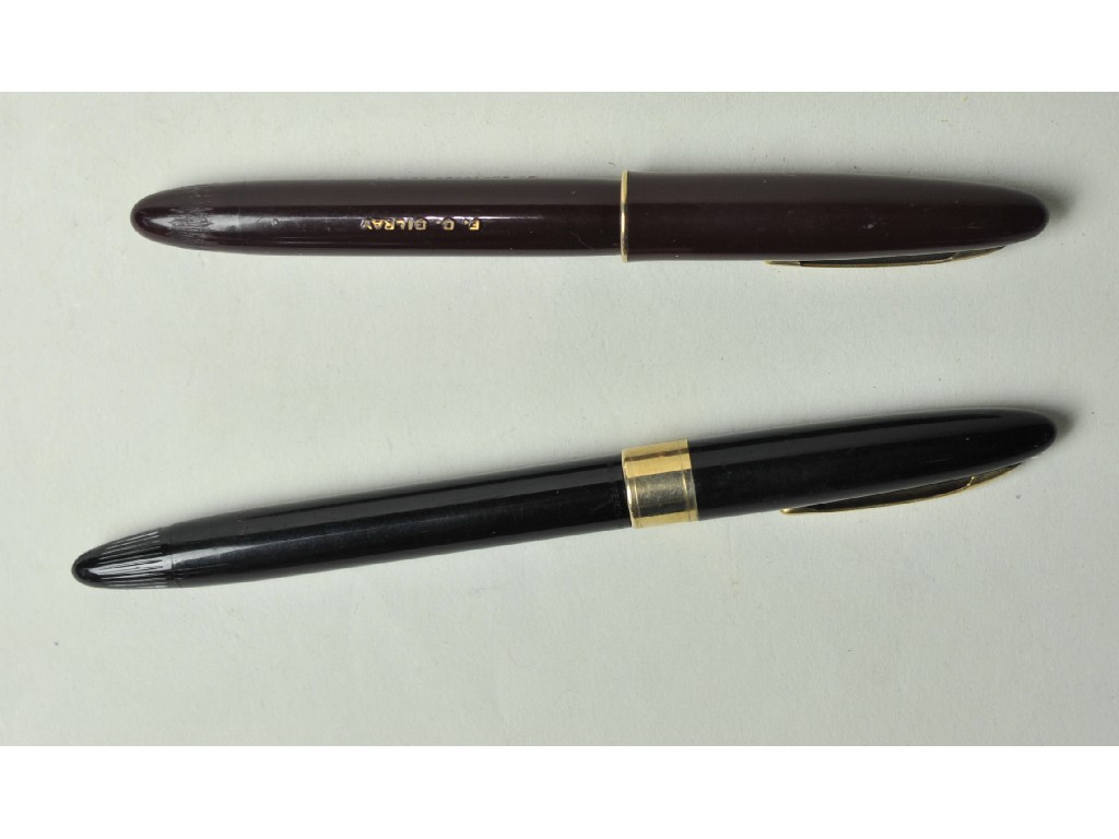 Appraisal: Lot comprising two Sheaffer fountain pens