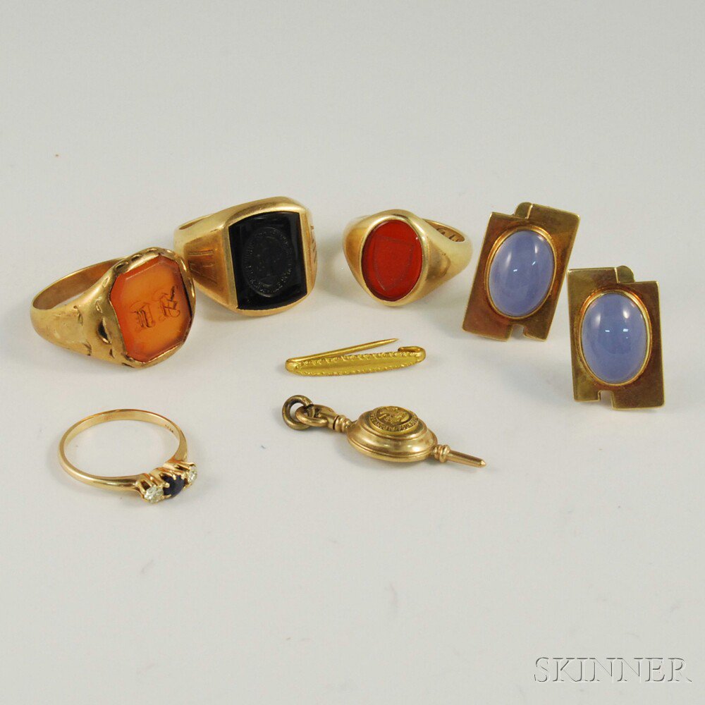 Appraisal: Small Group of Mostly Antique Jewelry a kt gold sapphire