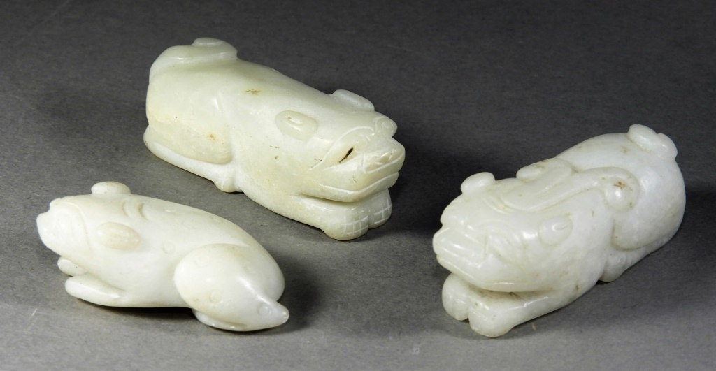 Appraisal: PC CHINESE WHITE JADE FROG FOO DOG BEAST FIGURES China