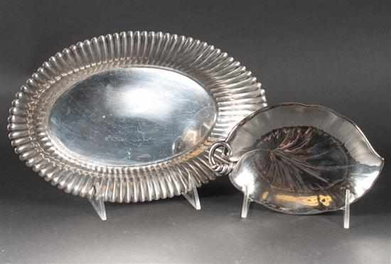 Appraisal: Two American sterling silver table articles Art Deco leaf-form tray