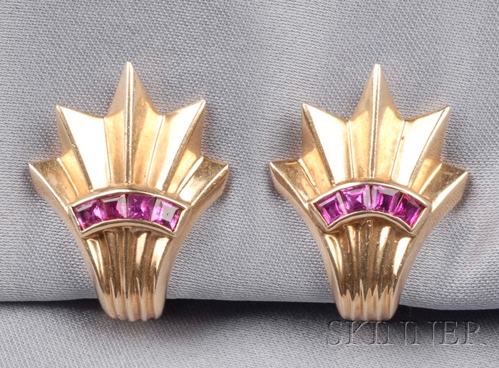 Appraisal: Retro kt Gold and Ruby Earclips each fan form with