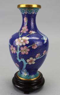 Appraisal: th C Japanese Cloisonne Gourd Shaped Vase th C Japanese