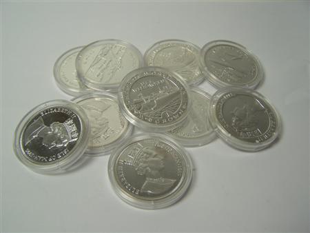 Appraisal: A collection of modern proof silver coinage mainly Isle of