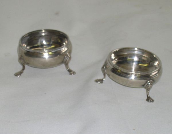 Appraisal: Pair of George III Circular Tripodal Sterling Silver Open Salts