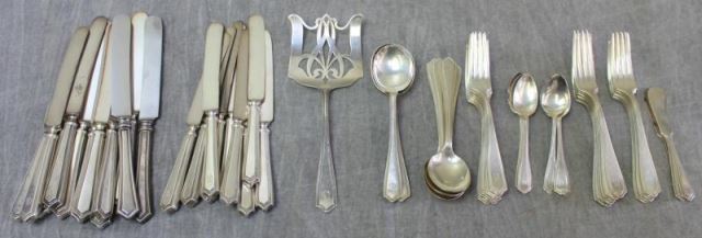 Appraisal: STERLING Lunt Flatware Service for withAdditional Pieces Lunt was originally