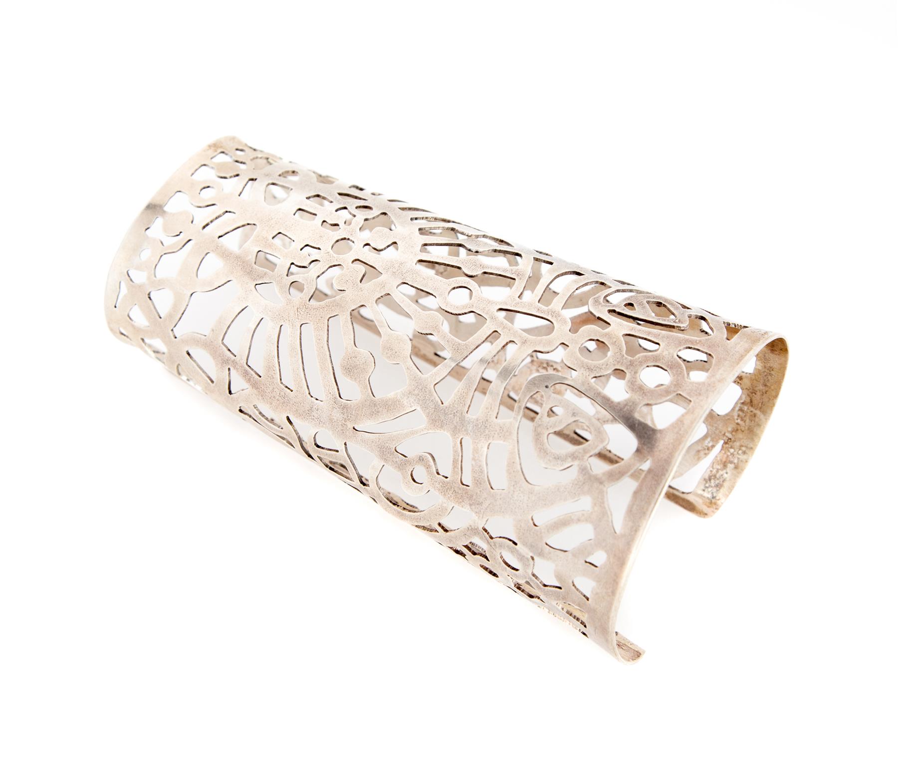 Appraisal: LACE GAUNTLET STERLING SILVER CUFF BRACELET MARY ANN SCHERR American