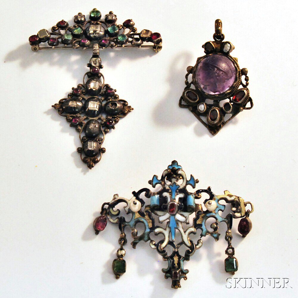 Appraisal: Three Pieces of Jewelry a Renaissance Revival enameled pendant with