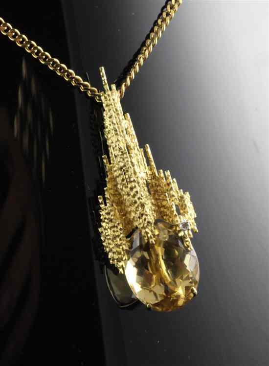 Appraisal: An Andrew Grima ct gold diamond and citrine pendant signed