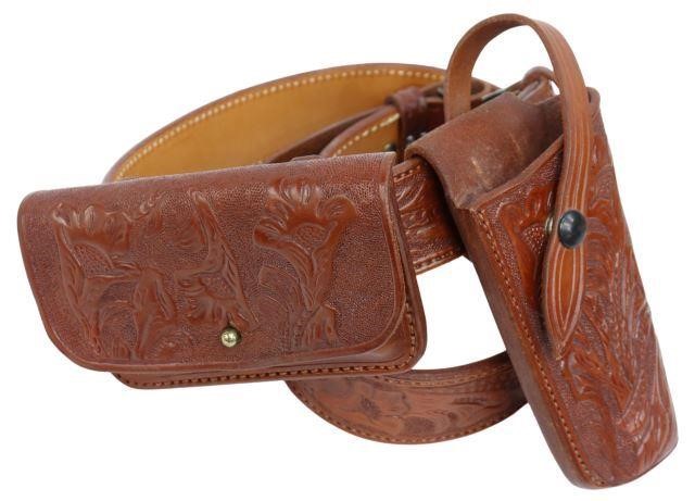 Appraisal: Western tooled leather gun belt Chisholm's Trail Old West Leather