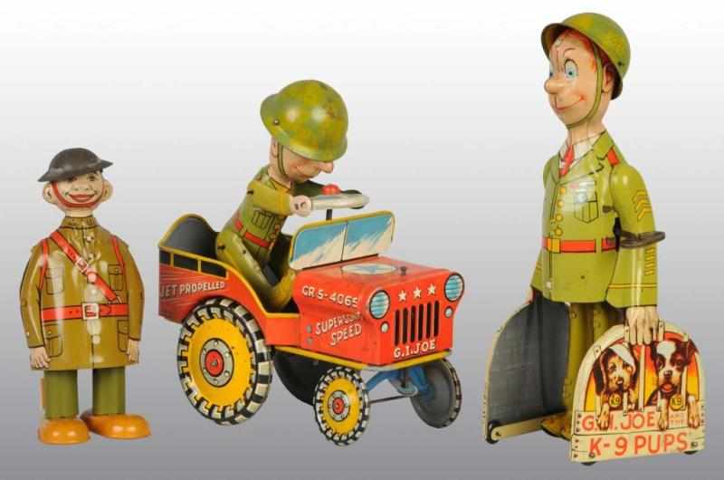 Appraisal: Lot of Tin Soldier Wind-Up Toys Description American Working Includes