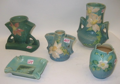 Appraisal: A GROUP OF FIVE ROSEVILLE ART POTTERY PIECES including two