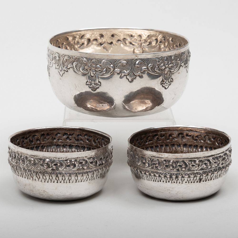 Appraisal: Group of Three Continental Silver Bowls Apparently unmarked The larger