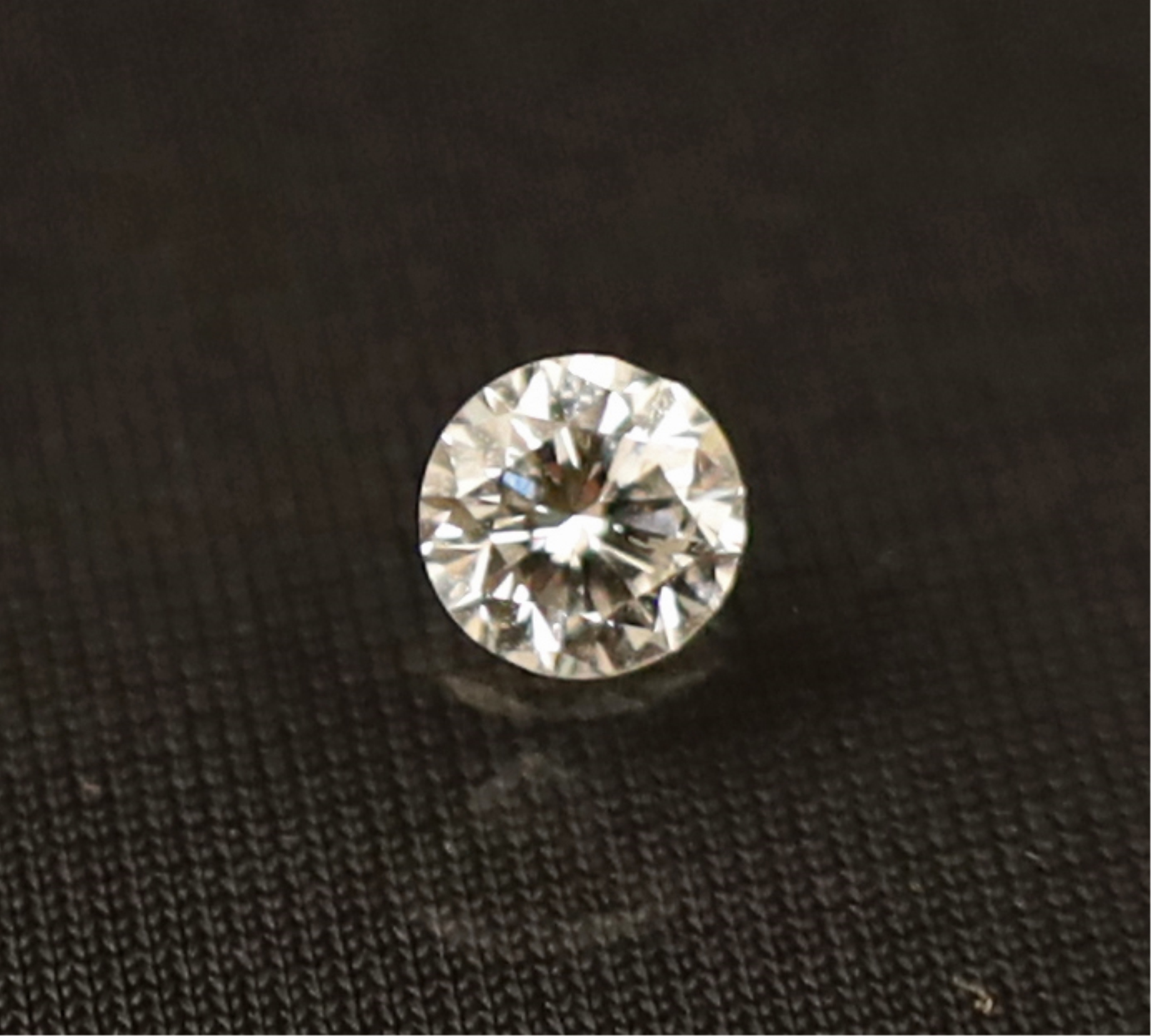 Appraisal: ONE HALF CARAT LOOSE DIAMOND STONE One half carat loose