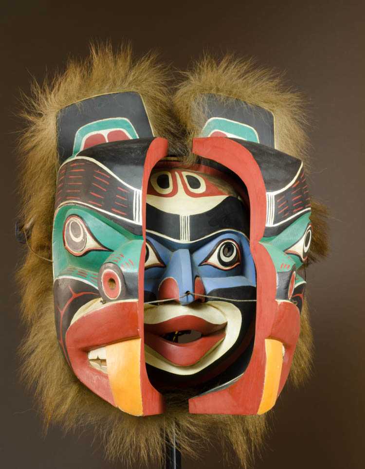 Appraisal: CHIEF LELOOSKA CARVED AND PAINTED MASK Kwakwaka'wakw Tribe Washington -