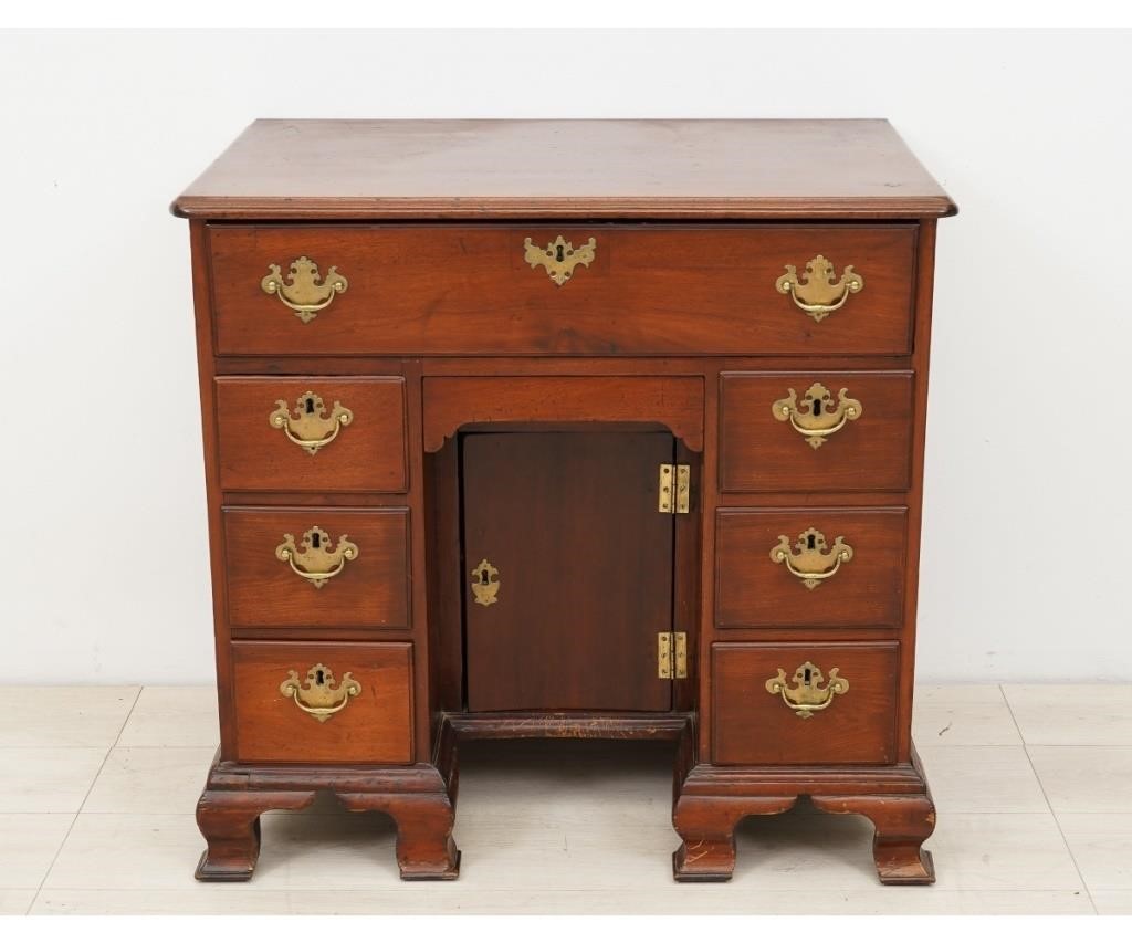 Appraisal: Philadelphia Chippendale mahogany knee hole desk circa with drop front