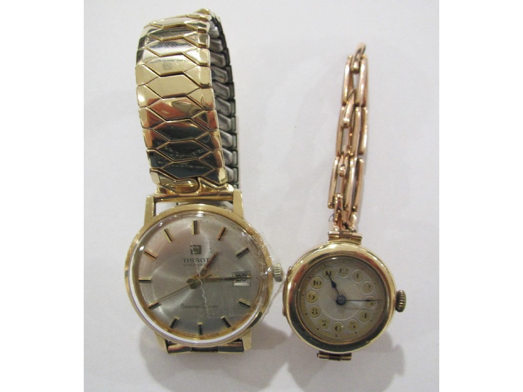 Appraisal: Lot comprising a ladies 's ct gold cased wrist watch