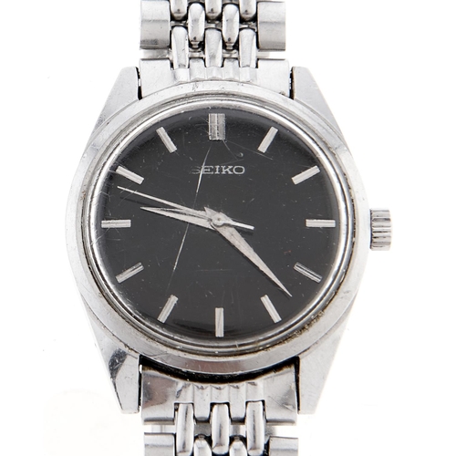 Appraisal: A Seiko stainless steel gentleman's wristwatch Ref - mm maker's