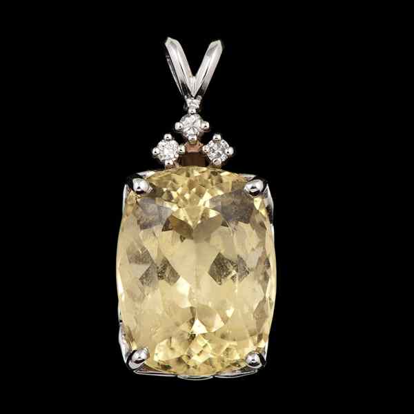 Appraisal: k Golden Beryl Pendant k white gold and yellow beryl