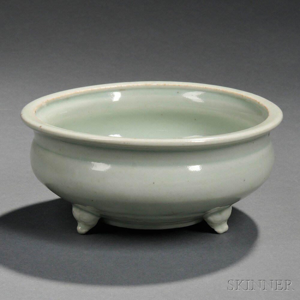 Appraisal: Celadon Tripod Censer China Ming Dynasty or later the waisted