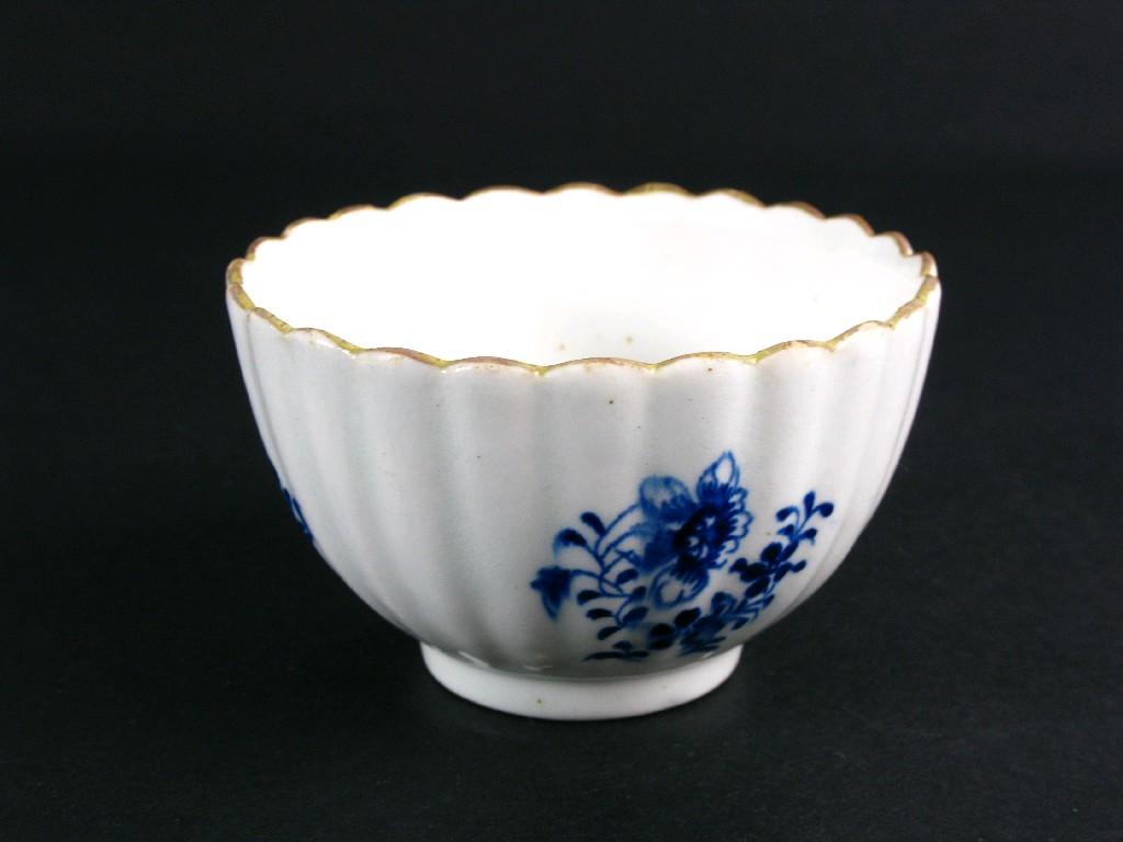 Appraisal: A Lowestoft blue and white Tea Bowl of fluted form