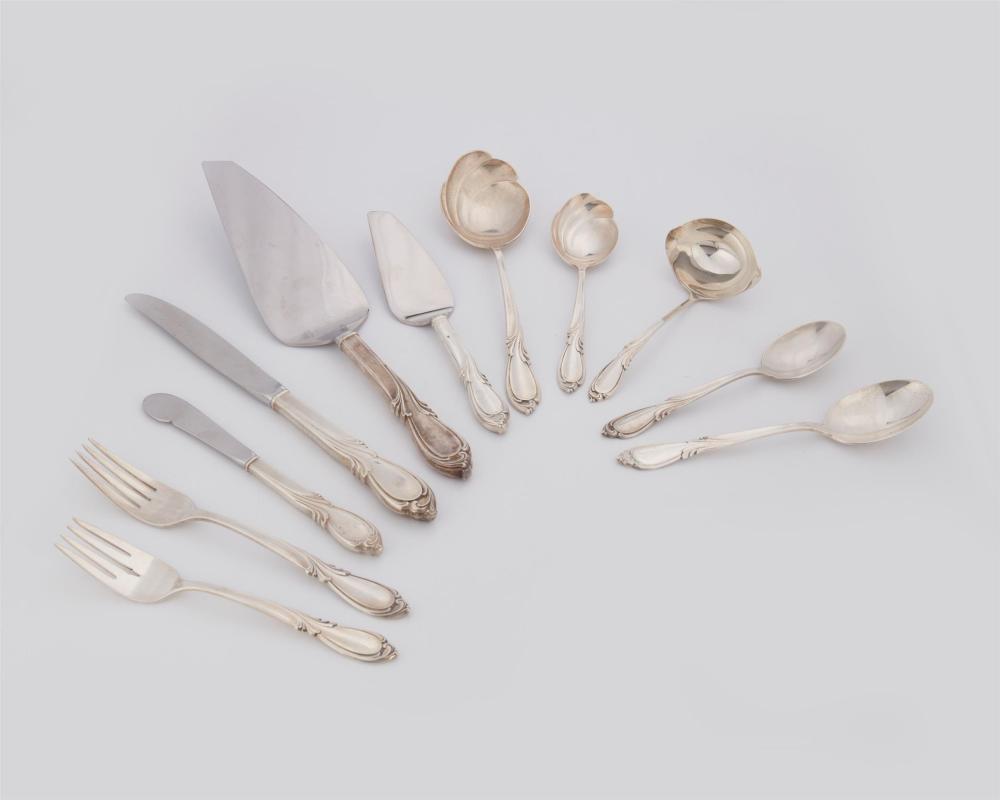 Appraisal: An International Silver Co Rhapsody sterling silver flatware service Circa