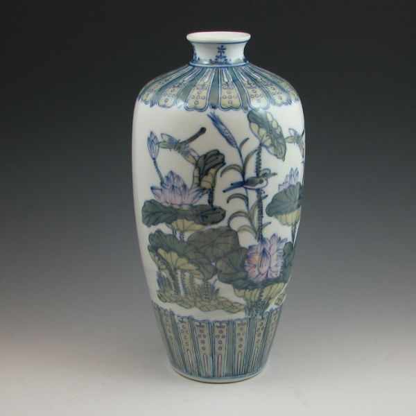 Appraisal: Chinese porcelain floral vase Marked with Chinese characters and Made