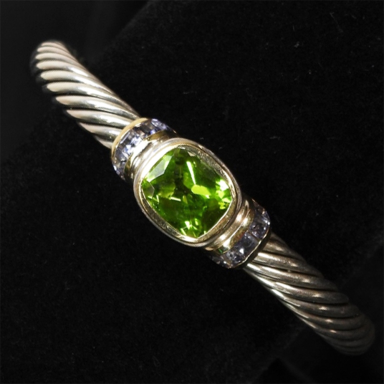 Appraisal: DAVID YURMAN K GOLD STERLING BRACELET Light green center stone