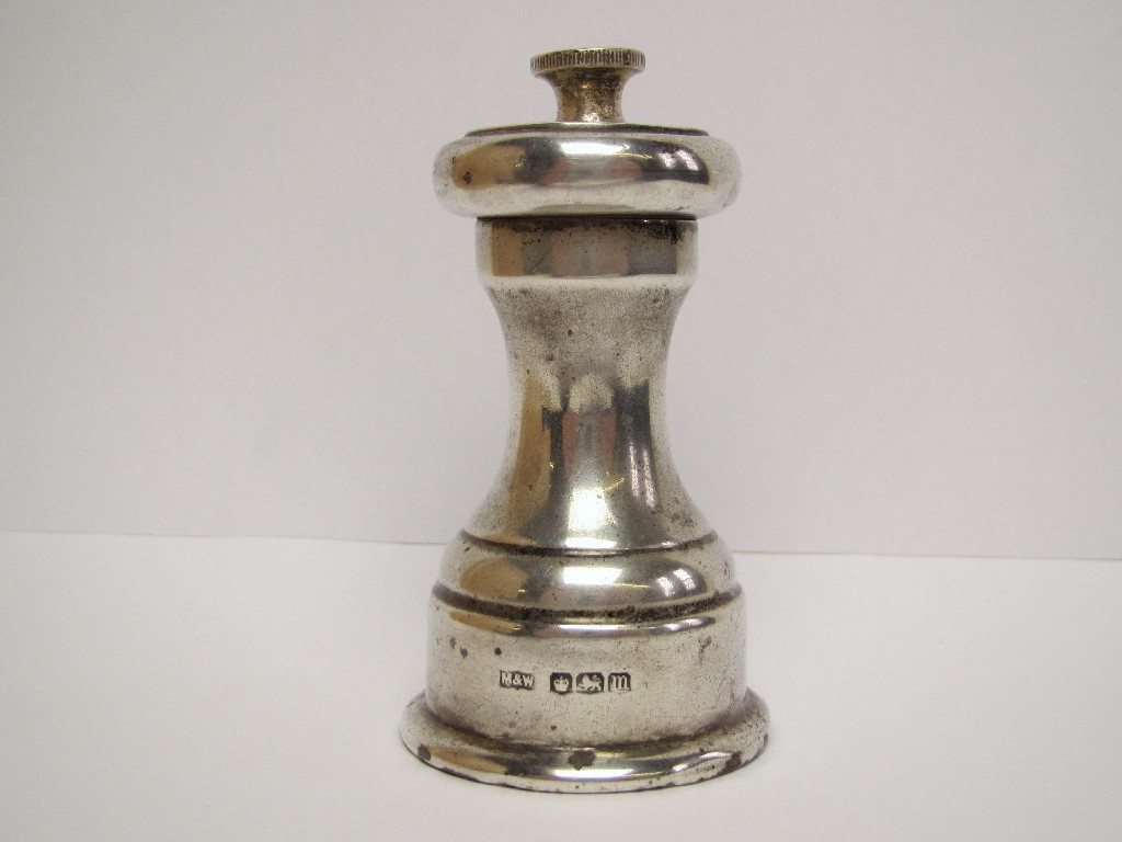 Appraisal: A silver pepper mill Sheffield