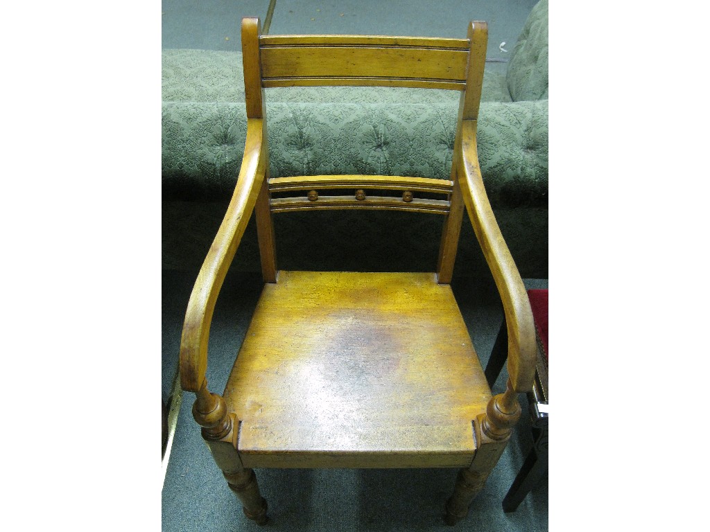 Appraisal: Elbow chair