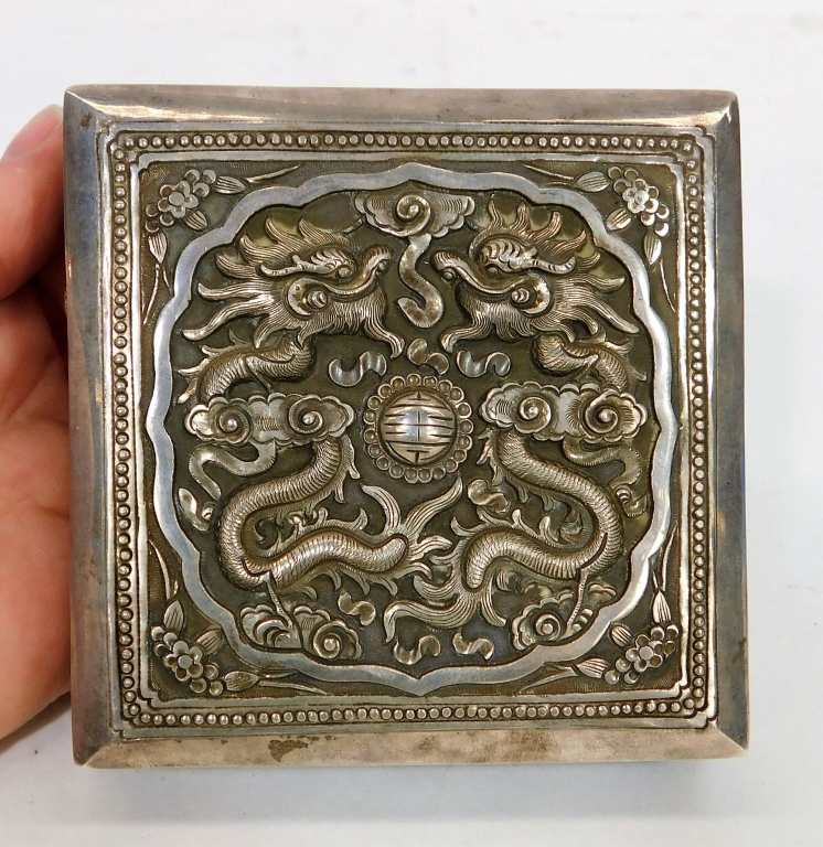 Appraisal: ANTIQUES SIGNED CHINESE SILVER DRAGON TRINKET BOX China Early th