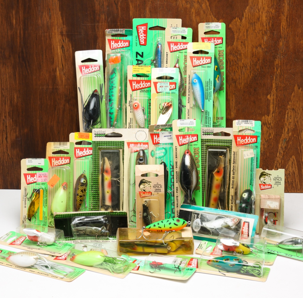 Appraisal: GROUP OF HEDDON FISHING LURES American Thirty contemporary lures in