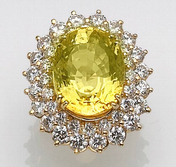 Appraisal: A yellow sapphire diamond and eighteen karat gold ring lan