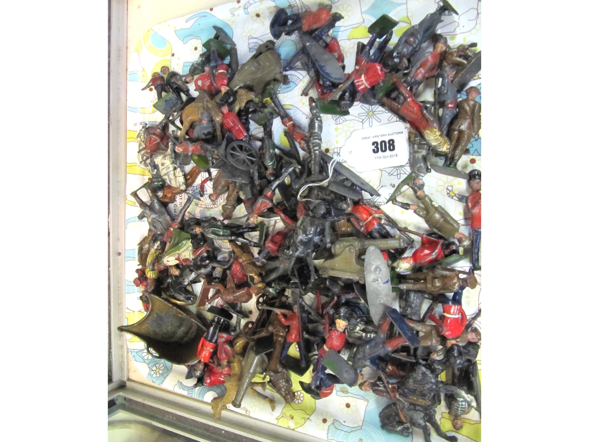 Appraisal: A tray lot of assorted painted lead figures mainly military