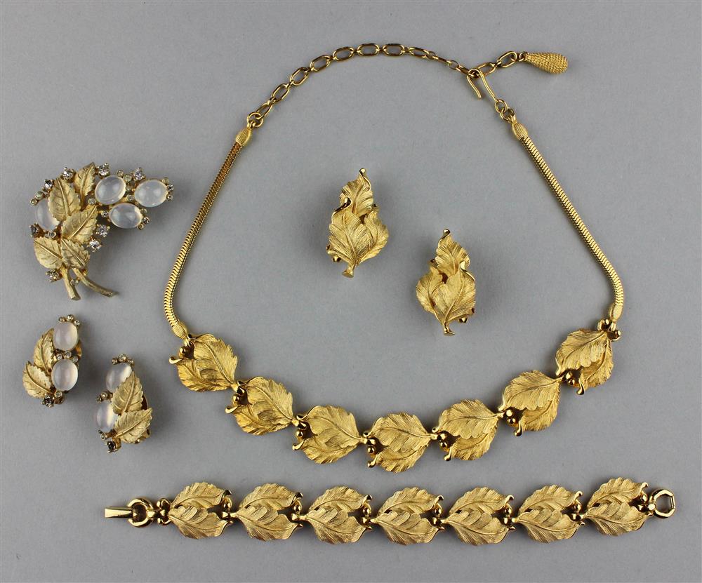 Appraisal: PENNINO PARURE AND BROOCH AND EARRINGS SET necklace bracelet and